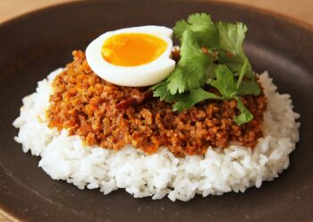 ドライカレーの画像