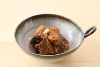 牛バラ肉の黒酢煮込みの画像