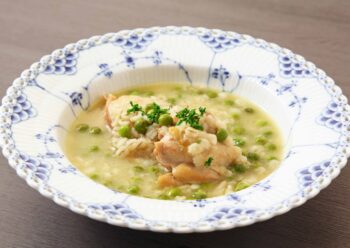 グリーンピースと鶏肉の煮込みの画像