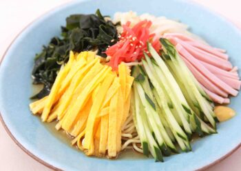 冷やし中華の画像