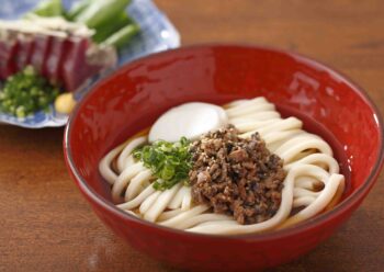 かつおのたたきうどんの画像