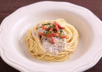 しめじのクリームパスタの画像