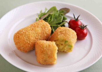 そら豆のコロッケの画像