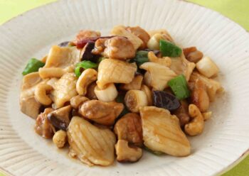 イカと鶏肉のカシューナッツ炒めの画像