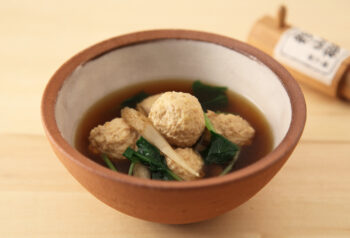 鶏団子と牛蒡のつゆ煮の画像