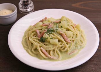いんげんピュレとじゃが芋のクリームパスタの画像