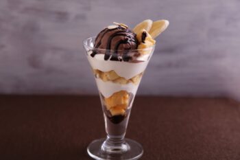 チョコレートパフェの画像